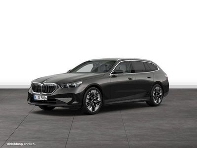 Gebraucht BMW 540 Comfort Edition 286 PS (210 kW) 2024 Kombi