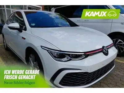 Gebraucht VW Golf VIII GTI 245 PS (180 kW) 2024 Weiß Limousine