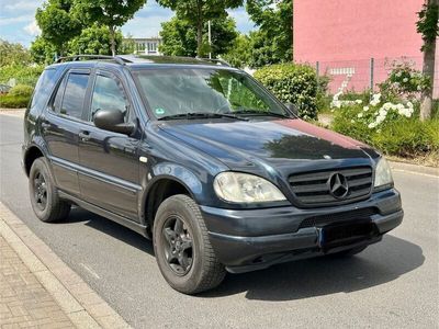 Mercedes ML320