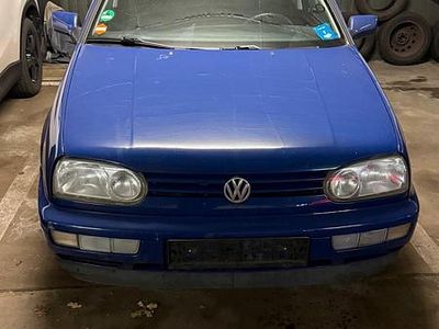 Gebraucht VW Golf III 61 PS (44 kW) 1996 Blau Kleinwagen