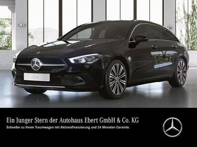 Gebraucht Mercedes CLA200 Shooting Brake 150 PS (110 kW) 2023 Schwarz Kombi