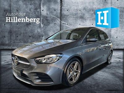 Grau Gebraucht 2024 Mercedes B200 Advanced Plus Van / Kleinbus | 31.900 € (Fairer Preis)