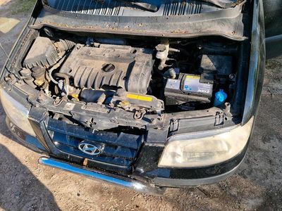 Usado Hyundai Matrix 76 HP (55 kW) 2004 Preto Monovolume