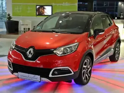 Używany Renault Captur Crossborder 120 KM (88 kW) 2015 Czarny SUV