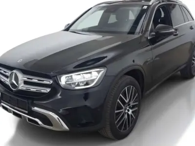 Gebraucht Mercedes GLC300e 320 PS (235 kW) 2021 Schwarz SUV