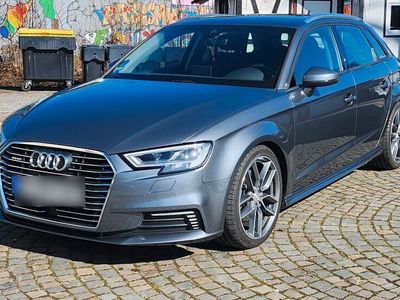 gebraucht Audi e-tron 40 TFSINAVI AHK KAMEA LED VIRTUAL ACC