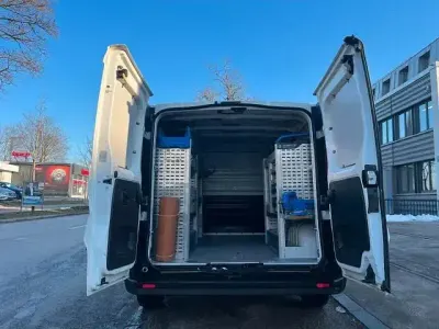 Gebraucht Opel Vivaro 120 PS (88 kW) 2018 Weiß Van / Kleinbus