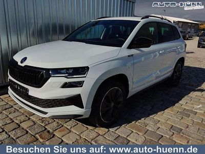 Moonweiß perleffekt Neu 2025 Skoda Karoq SportLine SUV | 38.990 € (Guter Preis)
