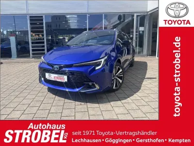 Neu Toyota Corolla 140 PS (102 kW) 2026 Juniper blue Kombi