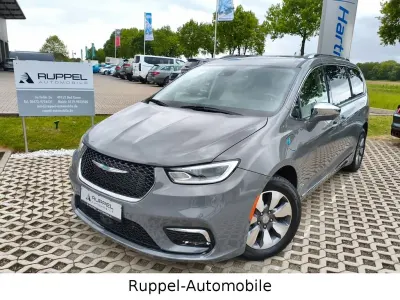 Używany Chrysler Pacifica