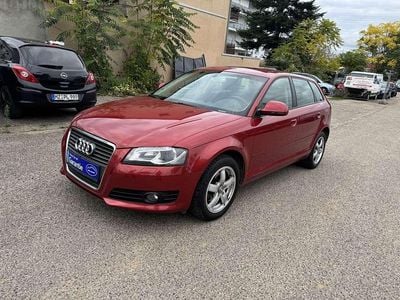 Gebraucht Audi A3 Attraction 125 PS (91 kW) 2009 Granatrot Limousine