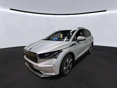 Brilliantsilber metallic Gebraucht 2024 Skoda Enyaq iV Loft SUV | 30.990 € (Guter Preis)