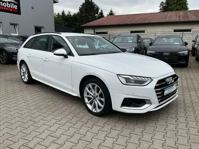 Gebraucht Audi A4 Advanced Plus 204 PS (150 kW) 2023 Ibisweiß Kombi