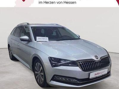 Gebraucht Skoda Superb Premium Edition 200 PS (147 kW) 2023 Silber Kombi