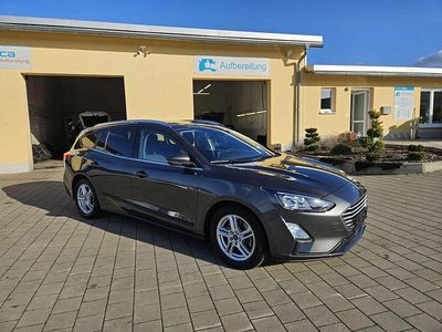 Gebraucht Ford Focus Cool & Connect 120 PS (88 kW) 2020 Grau Kombi
