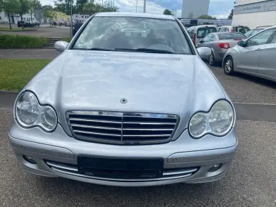 Gebraucht Mercedes C180 143 PS (105 kW) 2007 Silber Limousine