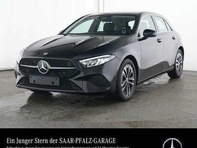 Gebraucht Mercedes A180 Progressive 136 PS (100 kW) 2025 Lack kosmosschwarz Limousine