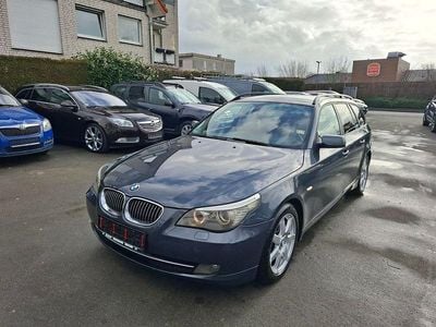Gebraucht BMW 530 Advantage 235 PS (172 kW) 2007 Grau Kombi