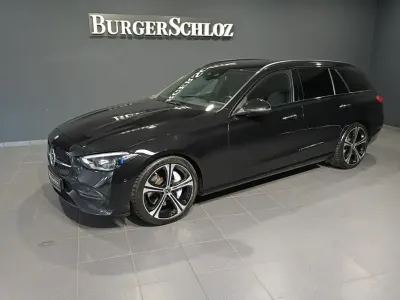 Gebraucht Mercedes C200 163 PS (119 kW) 2023 Obsidianschwarz metallic Limousine