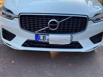 Weiß Gebraucht 2020 Volvo XC60 R-Design SUV | 31.000 € (Fairer Preis)