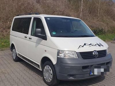 Usata VW Caravelle 131 CV (96 kW) 2009 Bianco Furgone