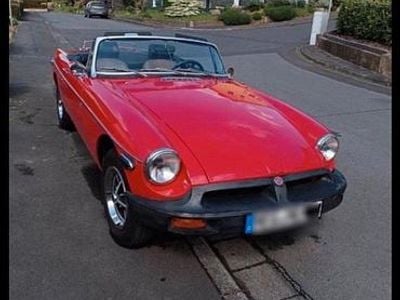 Second-hand MG B 90 CP (66 kW) 1976 Roșu Cabrio