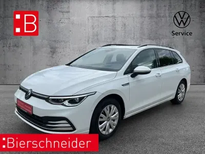Usata VW Golf VIII Style 150 CV (110 kW) 2023 Bianco Station wagon