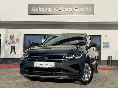 Grau Gebraucht 2023 VW Tiguan Elegance SUV | 32.999 € (Fairer Preis)
