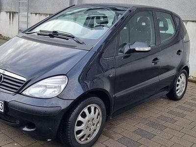 Schwarz Gebraucht 2003 Mercedes A160 Limousine | 2.499 € (Etwas zu teuer)