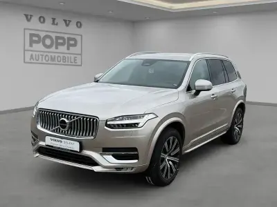 Gebraucht Volvo XC90 Plus 235 PS (172 kW) 2023 Bright dusk / metallic SUV
