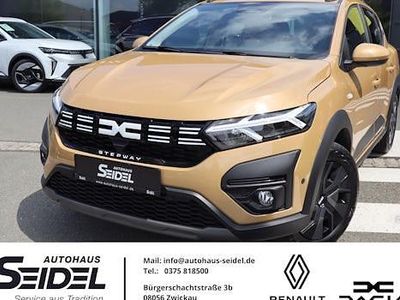 Gebraucht Dacia Sandero Expression 91 PS (66 kW) 2024 Beige Kleinwagen