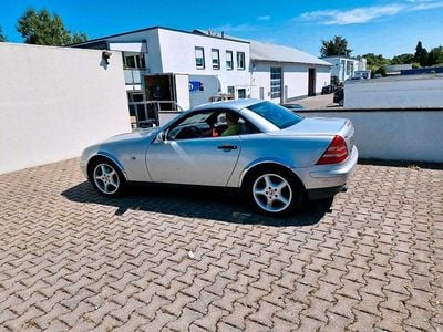 Gebraucht Mercedes SLK230 196 PS (144 kW) 1997 Silber Cabrio