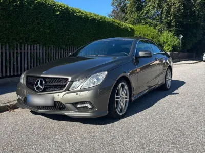Gebraucht Mercedes E350 231 PS (169 kW) 2010 Silber Coupé