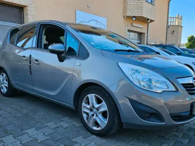Gebraucht Opel Meriva 120 PS (88 kW) 2011 Braun Van / Kleinbus