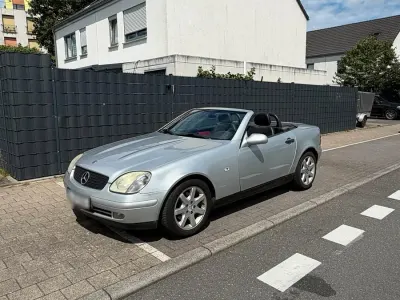 Gebraucht Mercedes SLK200 136 PS (100 kW) 2000 Silber Cabrio