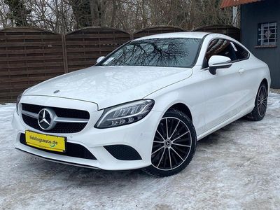 Gebraucht Mercedes C180 156 PS (114 kW) 2018 Weiß Coupé