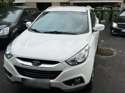 Gebraucht Hyundai ix35 136 PS (100 kW) 2013 Weiß SUV