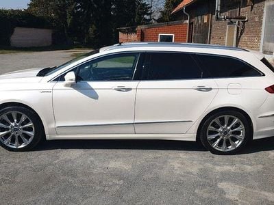 Usata Ford Mondeo Vignale 179 CV (131 kW) 2015 Bianco Station wagon