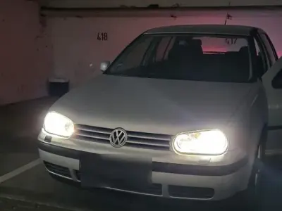 Gebraucht VW Golf IV 115 PS (84 kW) 1999 Silber Kleinwagen