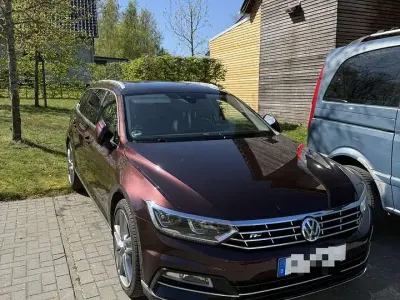 Gebraucht VW Passat Highline 179 PS (131 kW) 2017 Rot Kombi