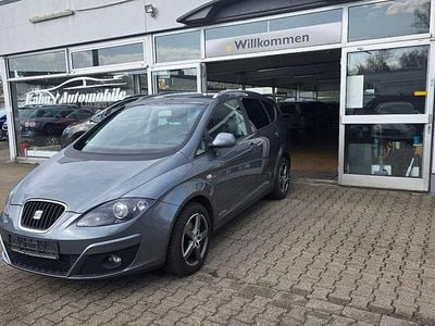 Gebraucht Seat Altea XL Stylance 125 PS (91 kW) 2012 Grau Van / Kleinbus