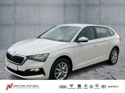 Gebraucht Skoda Scala Ambition 95 PS (69 kW) 2021 Candyweiss Kleinwagen