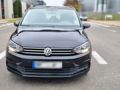 Gebraucht VW Touran Comfortline 116 PS (85 kW) 2015 Schwarz Van / Kleinbus