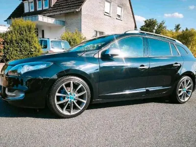 Gebraucht Renault Mégane GrandTour GT-Line 131 PS (96 kW) 2012 Schwarz Kombi