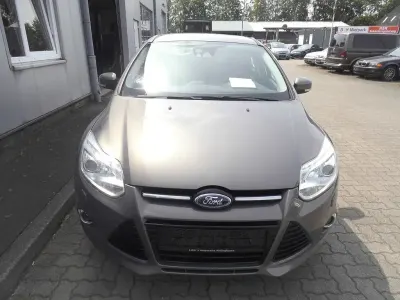 Gebraucht Ford Focus Titanium 182 PS (133 kW) 2014 Brisbane braun (met.) Limousine