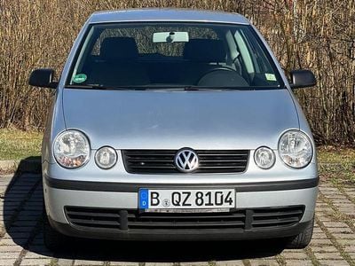Gebraucht VW Polo 65 PS (47 kW) 2002 Silber Limousine