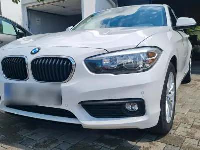 Gebraucht BMW 118 Sport Line 136 PS (100 kW) 2018 Weiß Limousine
