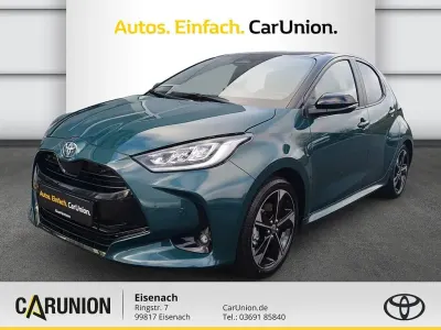 Neu Toyota Yaris Plus 131 PS (96 kW) 2026 Grün Kleinwagen