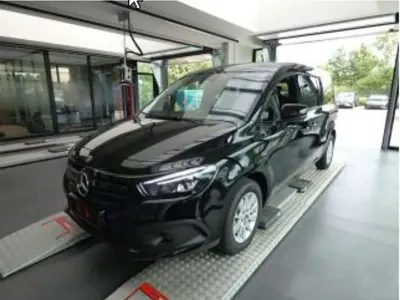 Neu Mercedes EQT200 89 kW (122 PS) 2025 Schwarz Van / Kleinbus