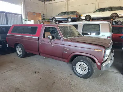 Gebraucht Ford F-150 190 PS (139 kW) 1981 Andere farben Pickup